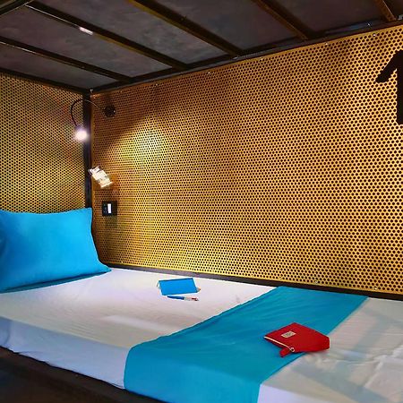 The Place Hostel 바탐방 외부 사진