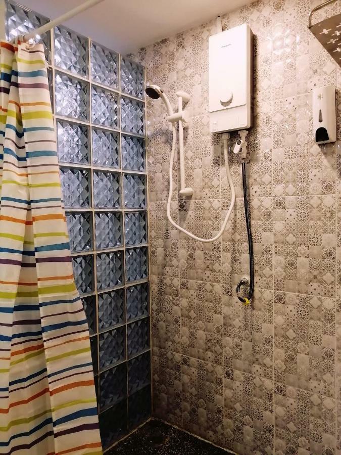 The Place Hostel 바탐방 외부 사진